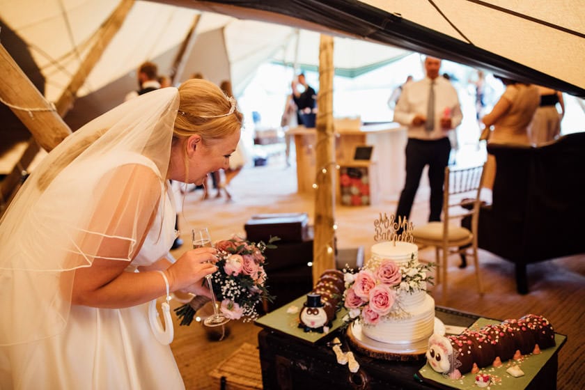 kirsty-michael-pytchley-tipi-wedding-408